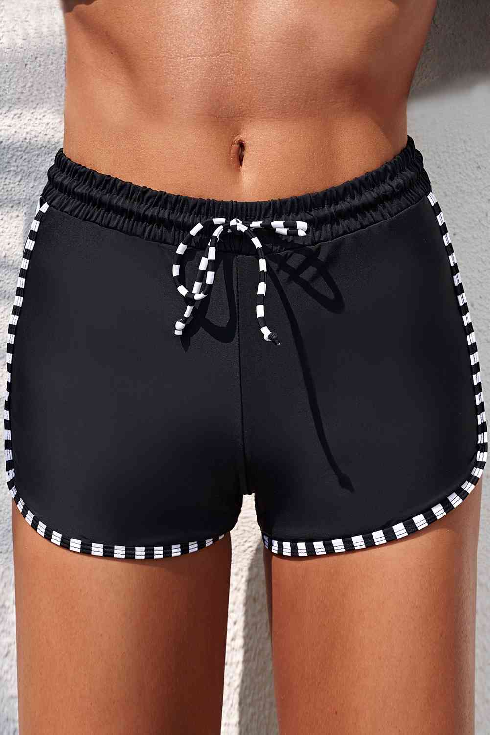 Full Size Contrast Drawstring Waist Swim Shorts - Sufyaa