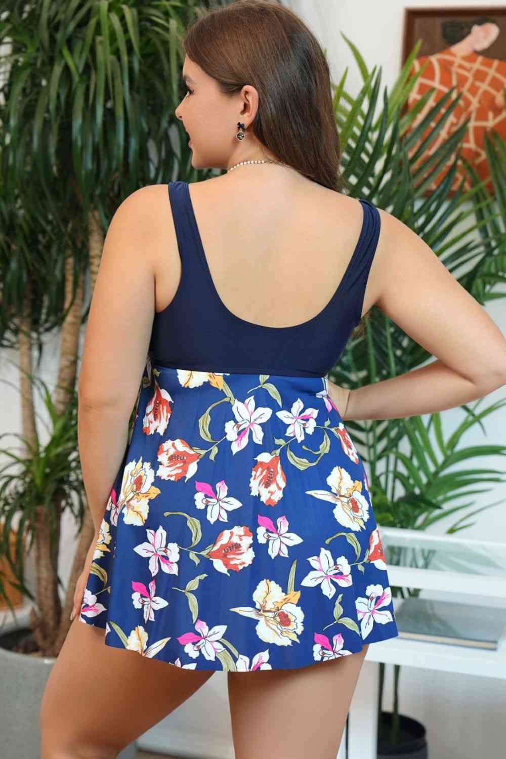 Plus Size Floral Ruched Sleeveless Swim Top - Sufyaa