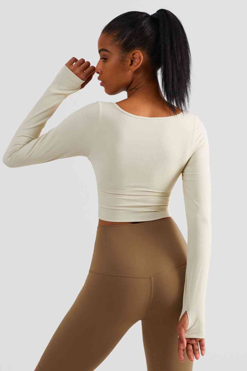 Scoop Neck Thumbhole Sleeve Cropped Sports Top - Sufyaa