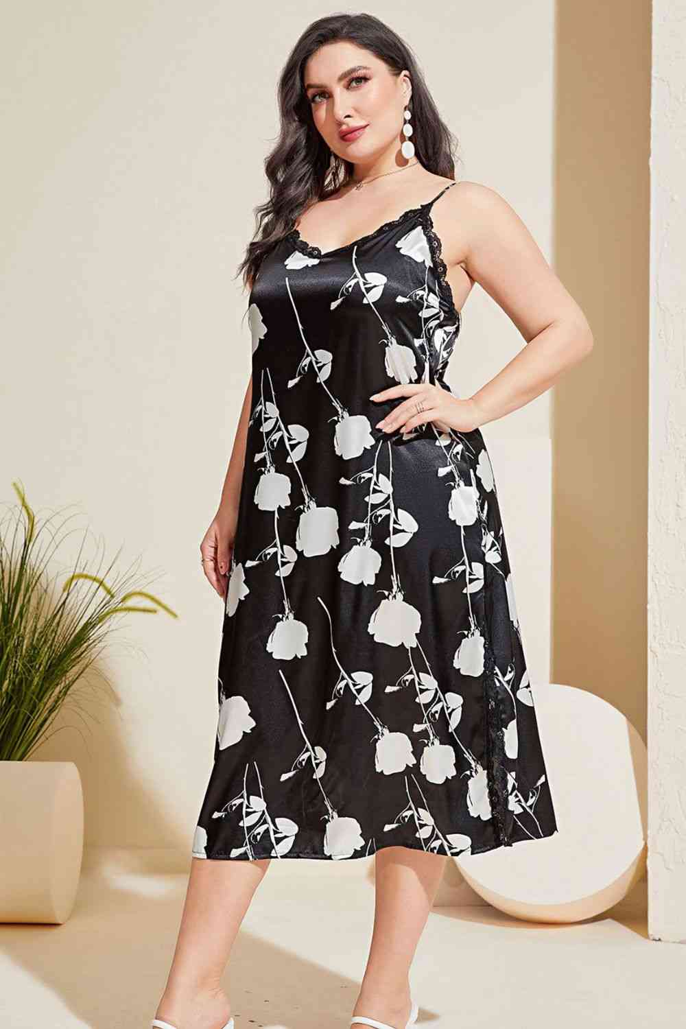 Plus Size Floral Lace Trim Side Slit Night Dress - Sufyaa