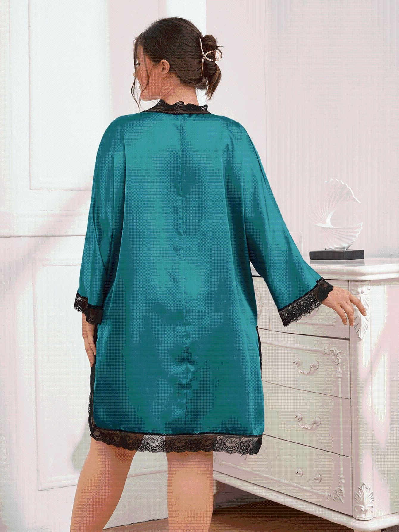 Plus Size Contrast Spliced Lace Deep V Slit Night Dress - Sufyaa